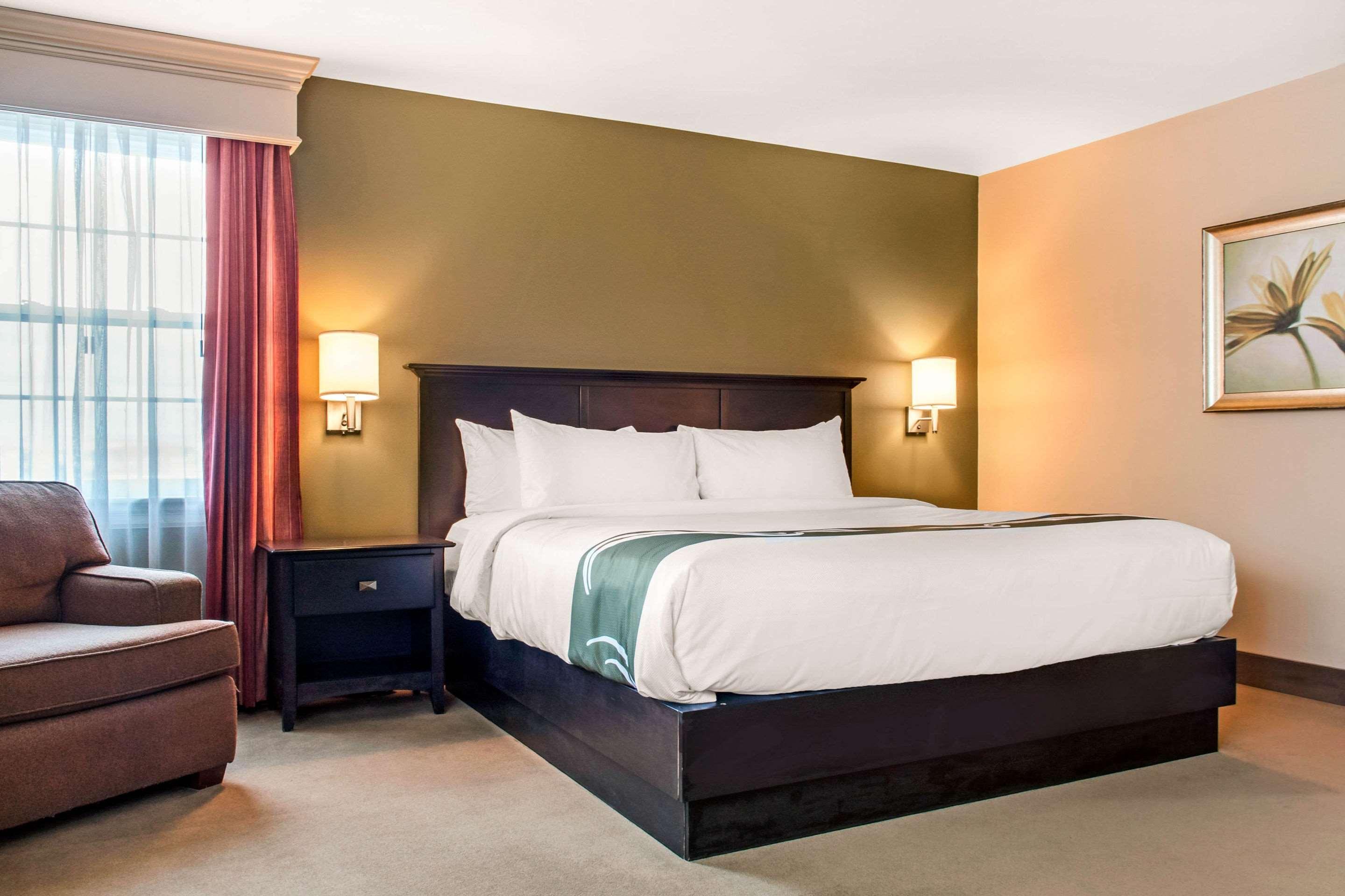 Quality Inn & Suites Quispamsis Rothesay Экстерьер фото