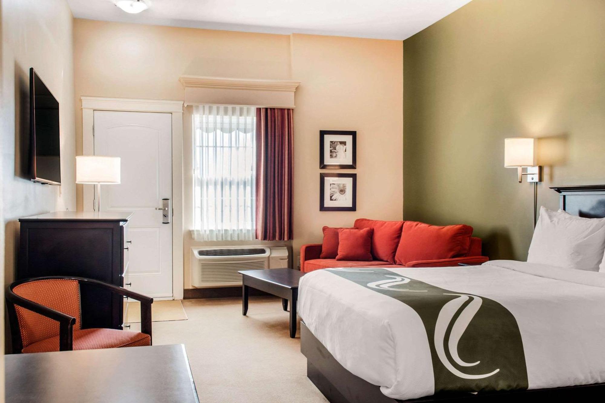 Quality Inn & Suites Quispamsis Rothesay Экстерьер фото