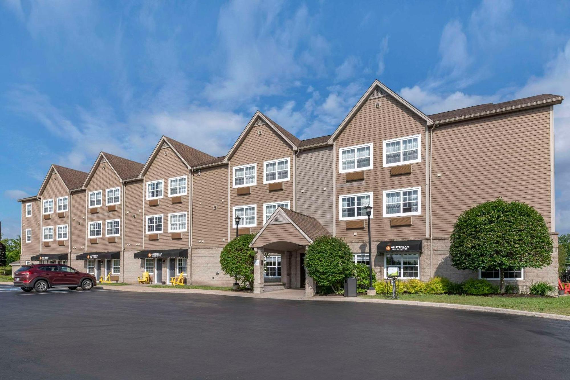 Quality Inn & Suites Quispamsis Rothesay Экстерьер фото