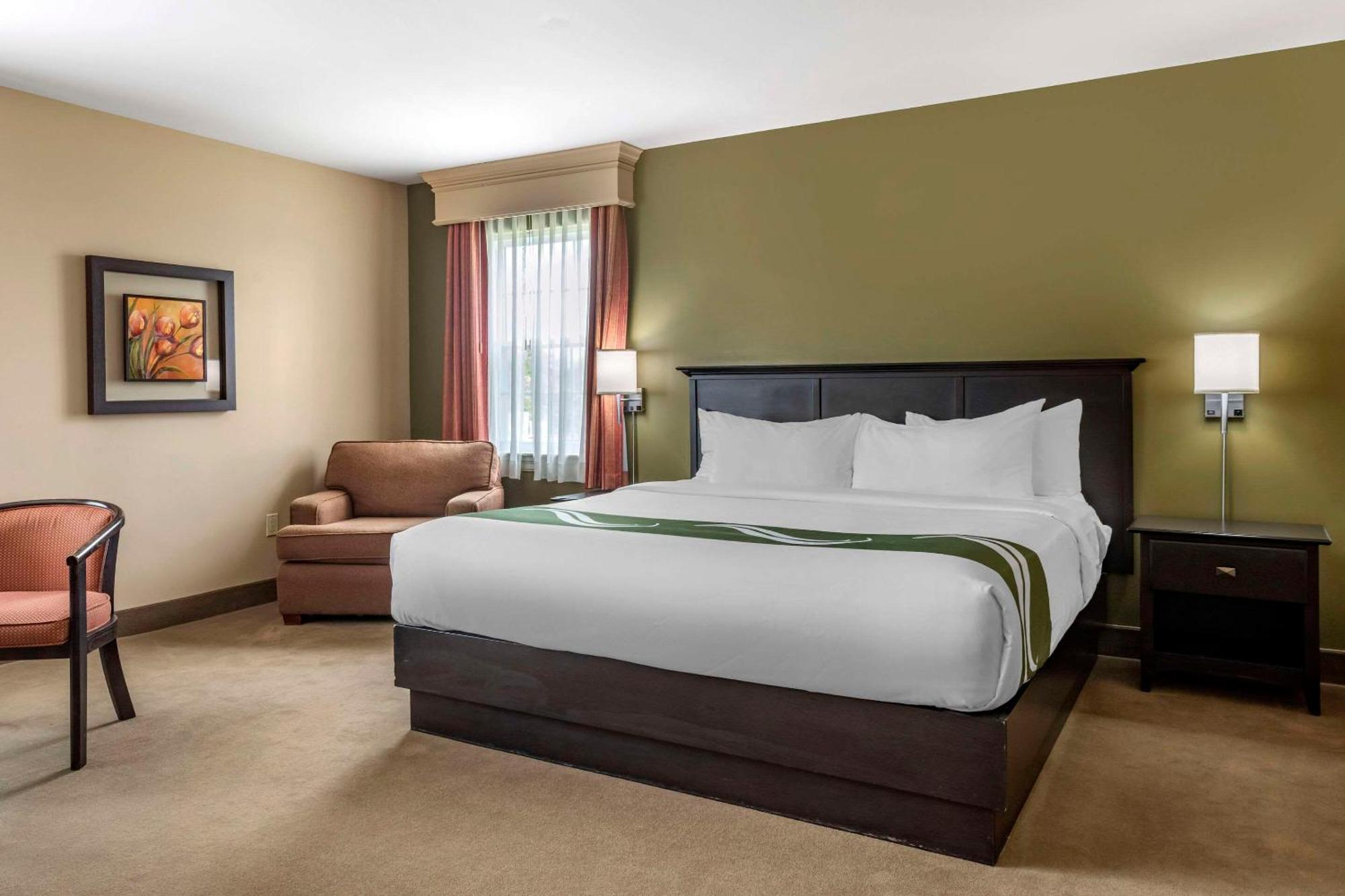 Quality Inn & Suites Quispamsis Rothesay Экстерьер фото
