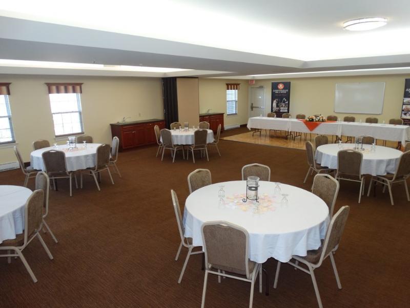 Quality Inn & Suites Quispamsis Rothesay Экстерьер фото
