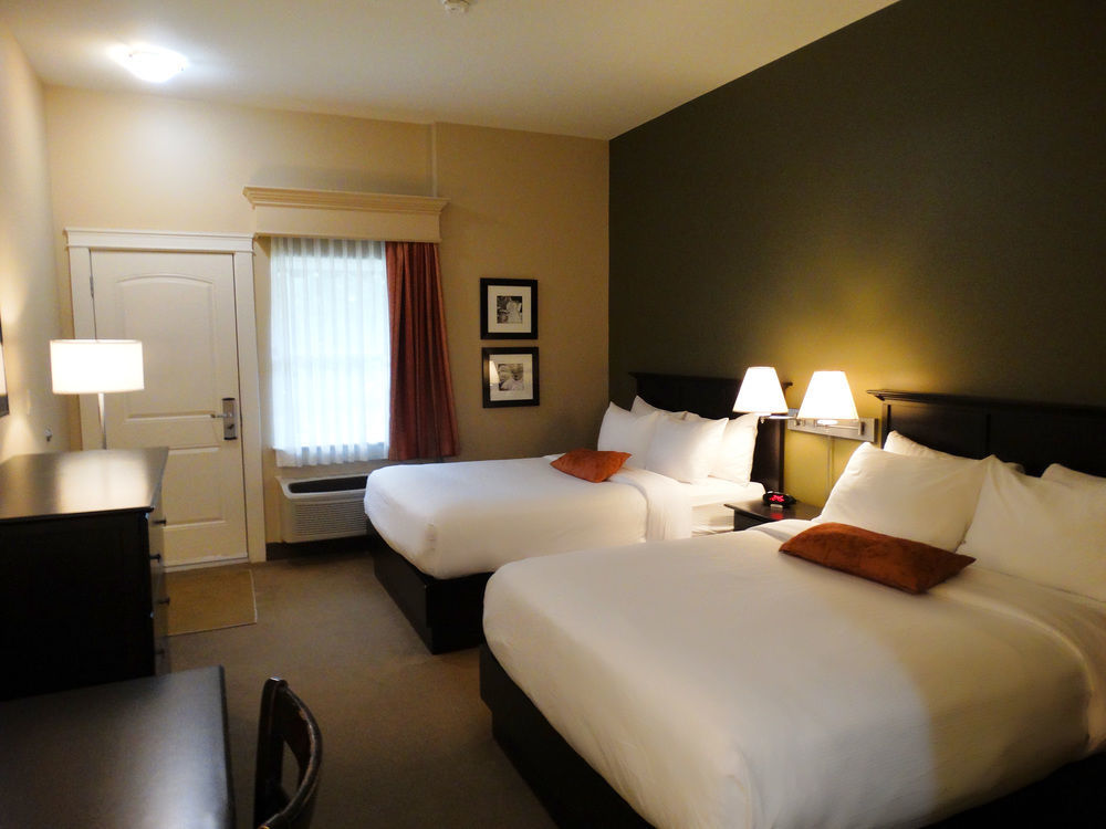 Quality Inn & Suites Quispamsis Rothesay Экстерьер фото